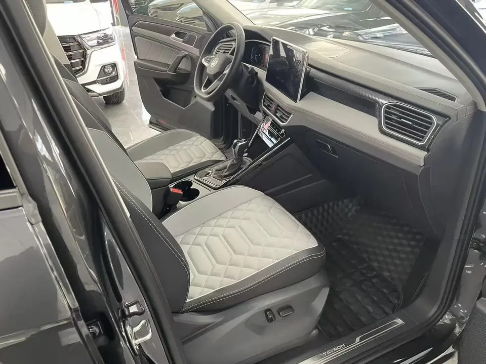 Volkswagen Tayron Tanyue 2023 280TSI 2WD Luxury Plus Advanced Edition 2022 — миниатюра 3