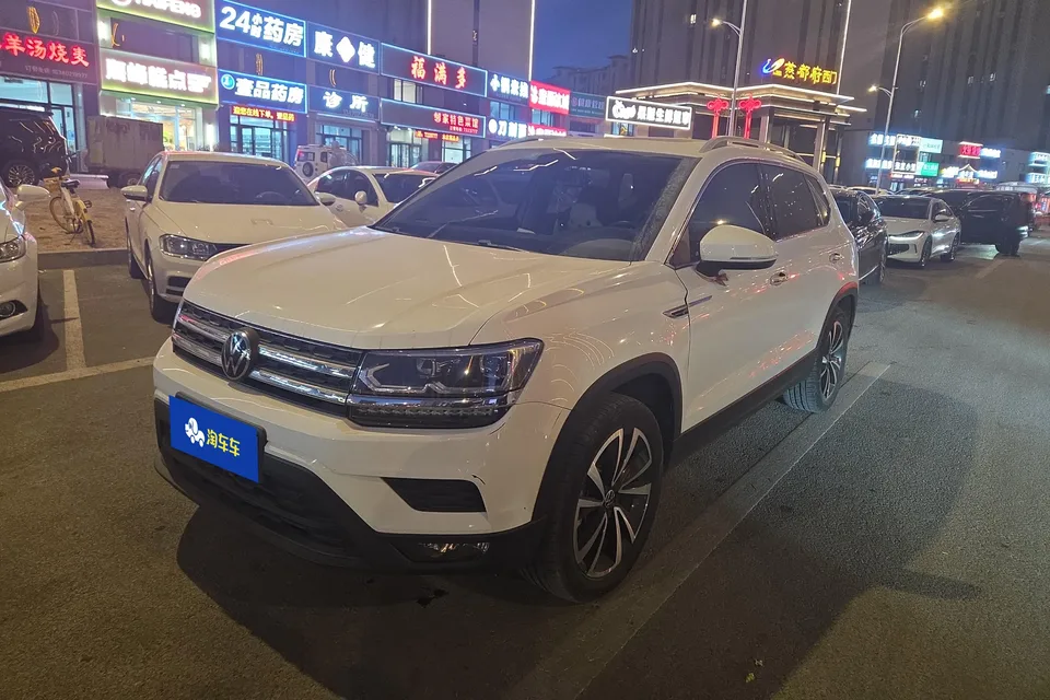 Volkswagen Tharu 2021 Tuyue 280TSI 2WD Luxury Edition 2022 — фото 1, купить с доставкой в Москву