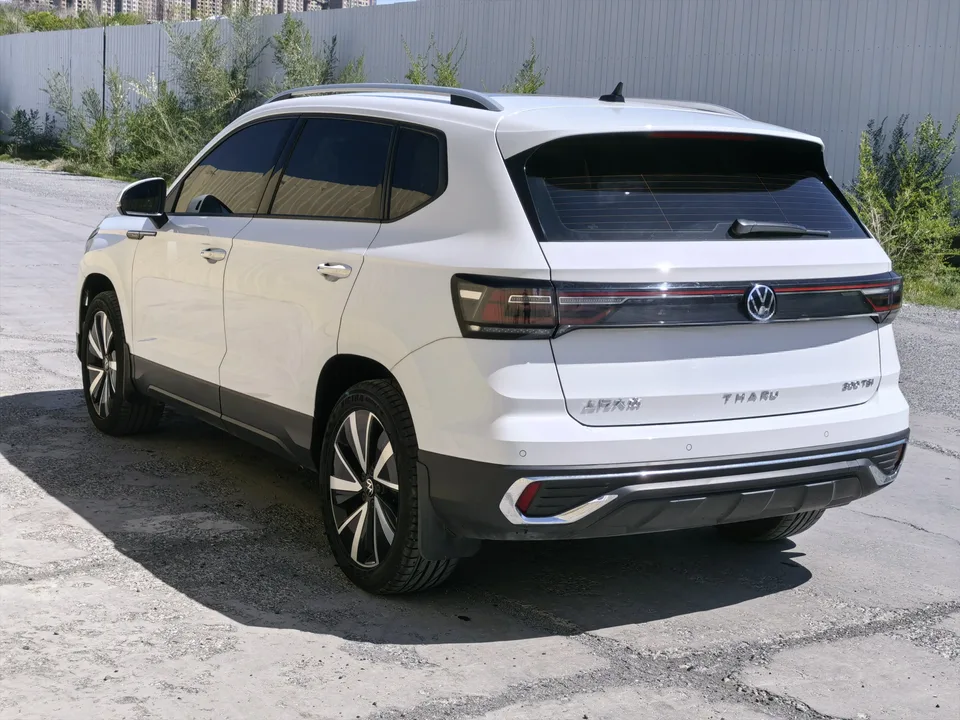 Volkswagen Tharu 300TSI 2WD Bright Moon Edition 2024 — миниатюра 4