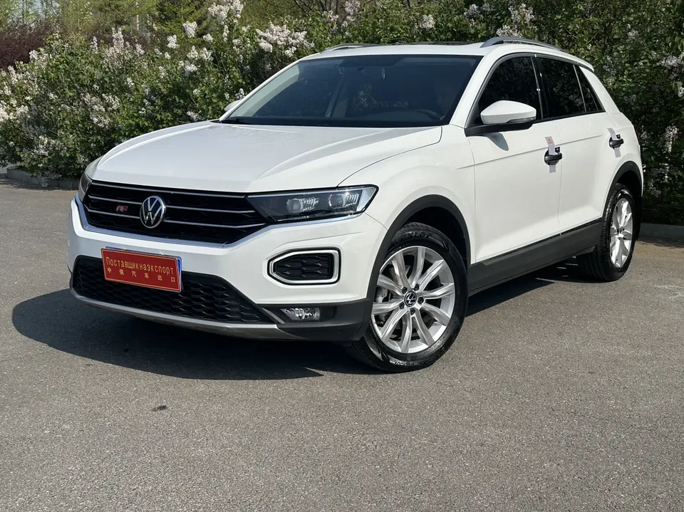 Volkswagen T-Roc Tanyue 280TSI DSG 2WD Elite PLUS 2023 — фото 1, купить с доставкой в Москву
