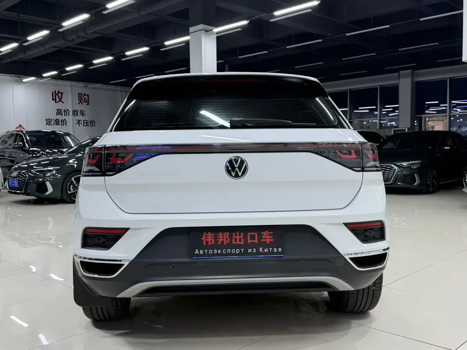 Volkswagen T-Roc 280TSI DSG Time Edition 2023 — миниатюра 2