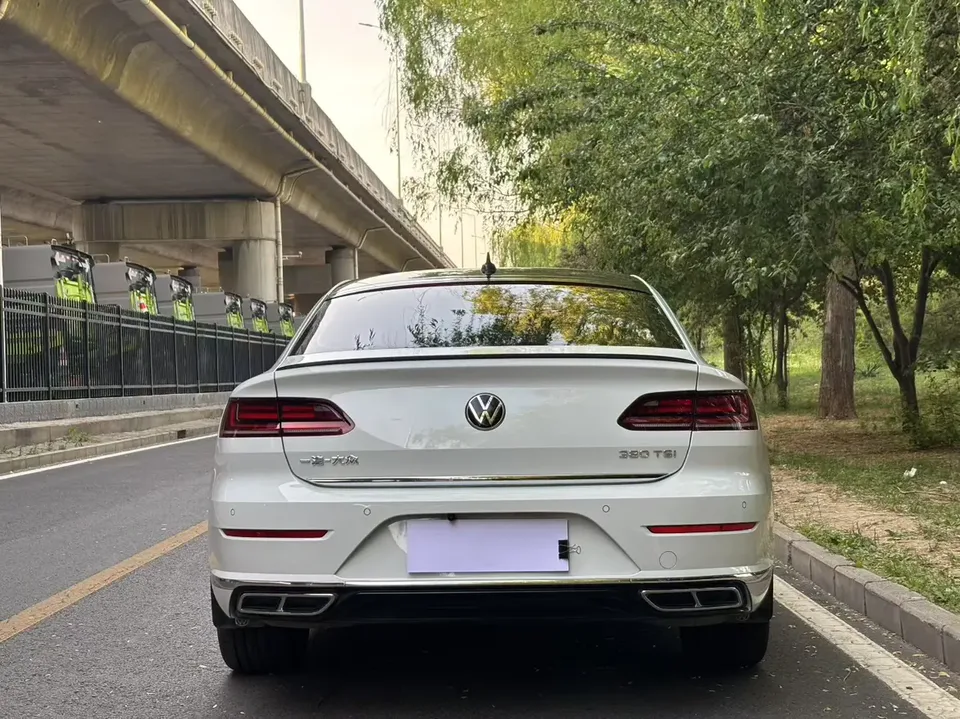 Volkswagen Arteon 380TSI Eye-catching Edition 2024 — миниатюра 2