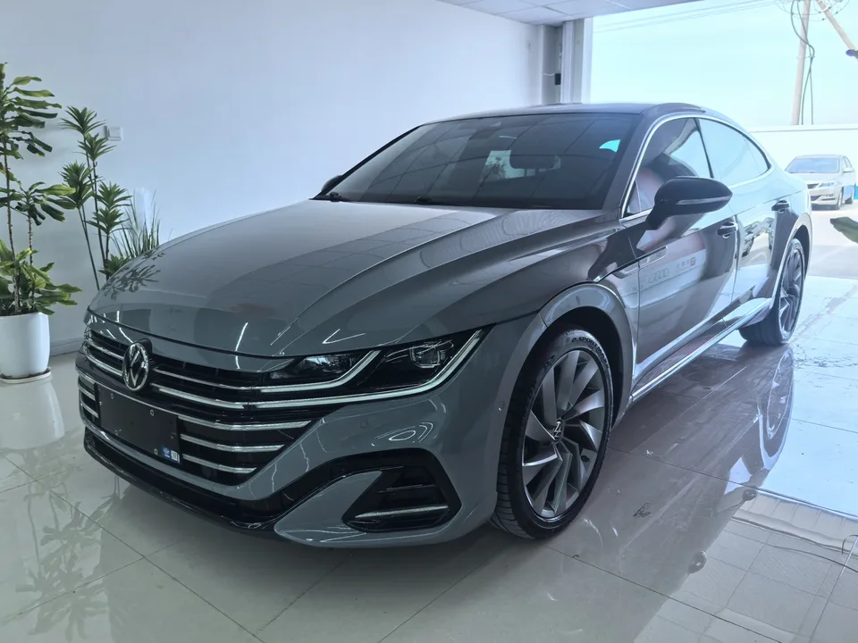 Volkswagen Arteon CC 2023 Volkswagen CC 2023 380TSI Eye-catching Edition 2023 — photo 1, buy with delivery to Moscow