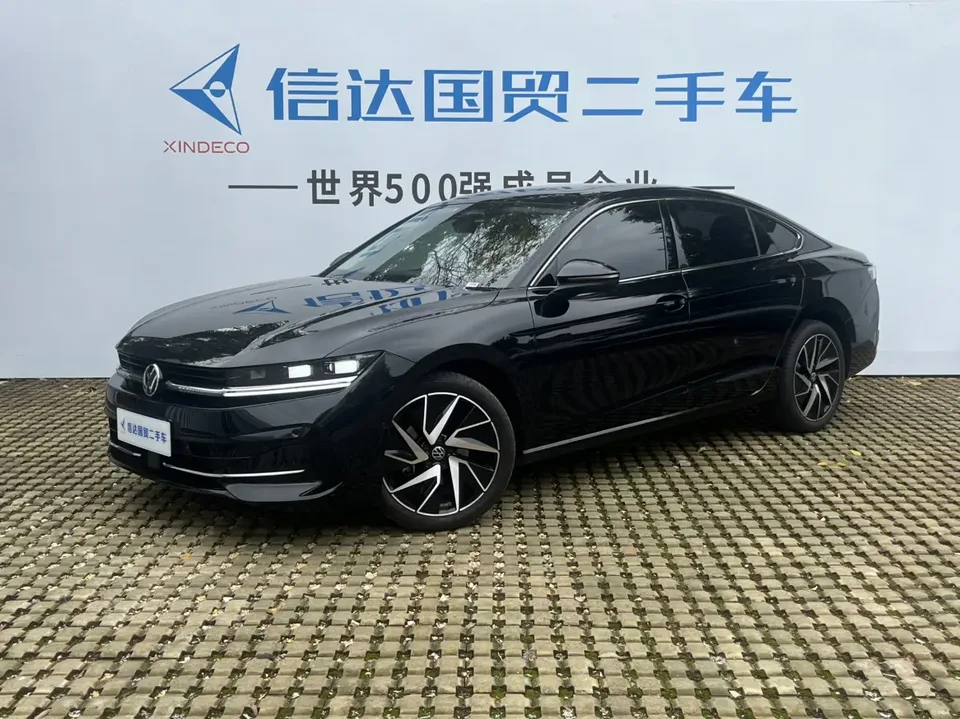 Volkswagen Magotan 2025