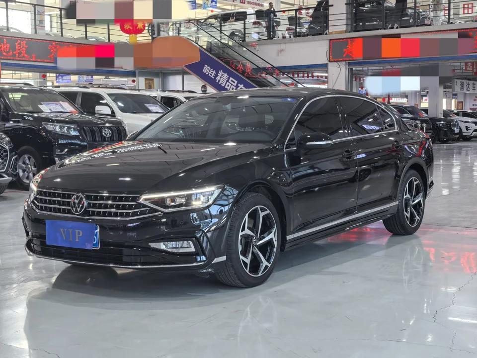 Volkswagen Magotan 2024