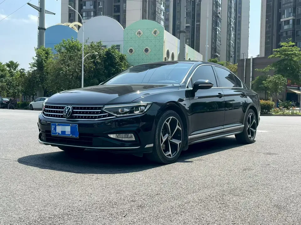 Volkswagen Magotan 2024