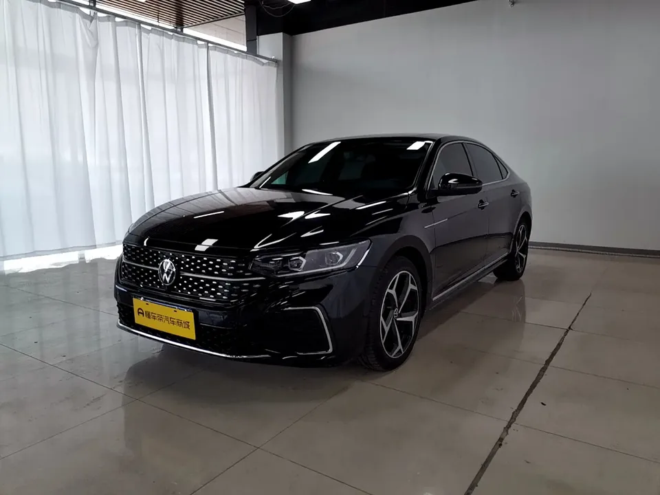Volkswagen Passat 2023