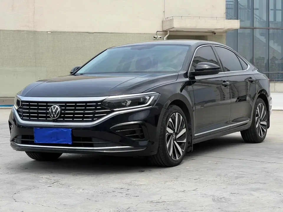 Volkswagen Passat 2023