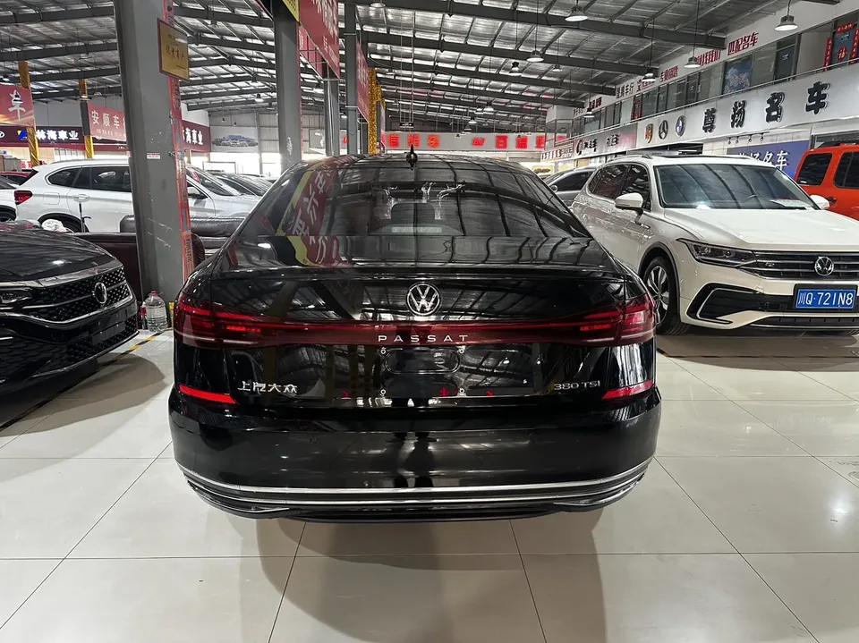 Volkswagen Passat Passat 2023 Passat 2023 380TSI Deluxe Edition 2023 — thumbnail 4
