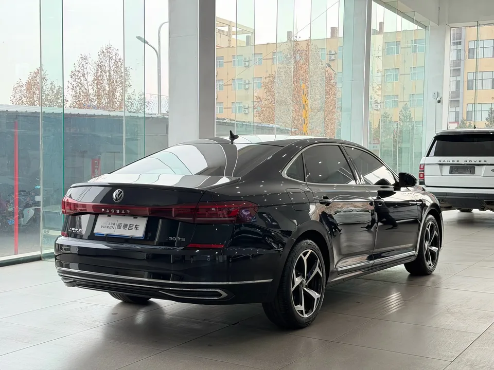 Volkswagen Passat Passat 2023 330TSI Elite Edition 2023 — миниатюра 2