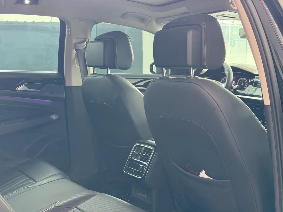 Volkswagen Passat Passat 2023 330TSI Elite Edition 2023 — миниатюра 3