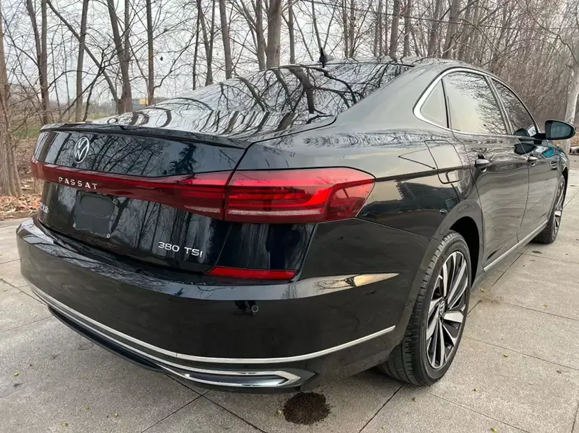 Volkswagen Passat Passat 2024 380TSI Elite Edition 2023 — миниатюра 4