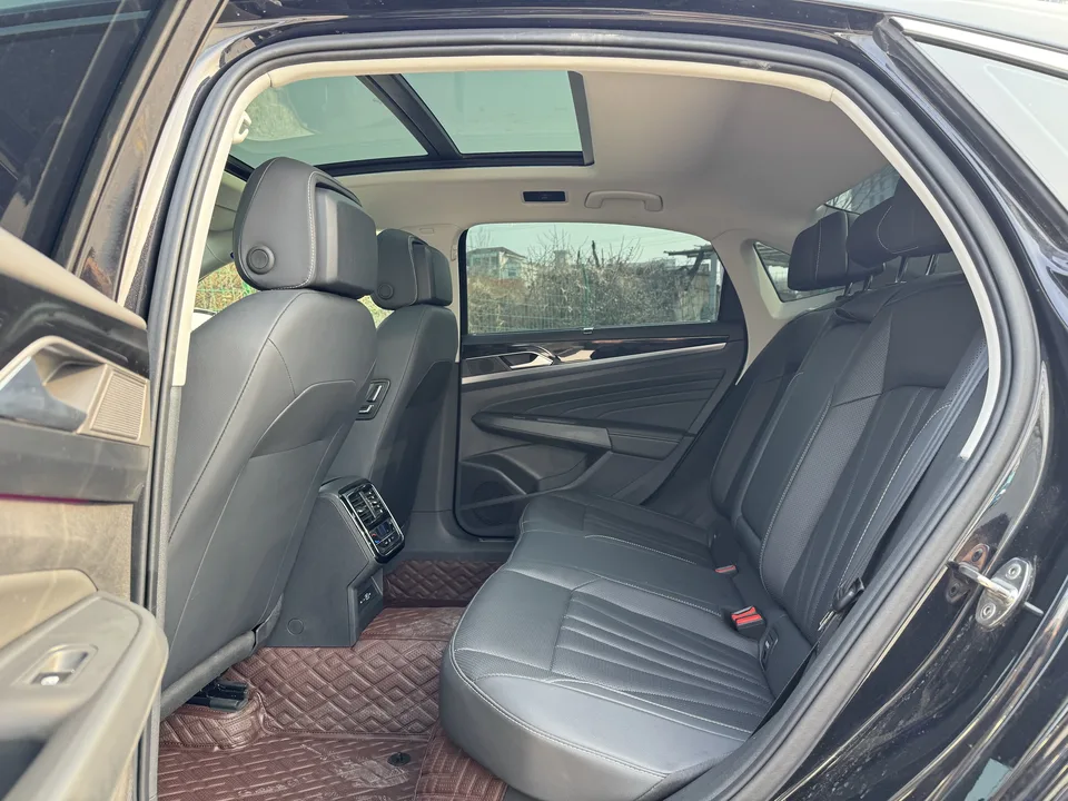 Volkswagen Passat Passat 2025 Outstanding Model 380TSI Dragon Glory Edition 2025 — миниатюра 3