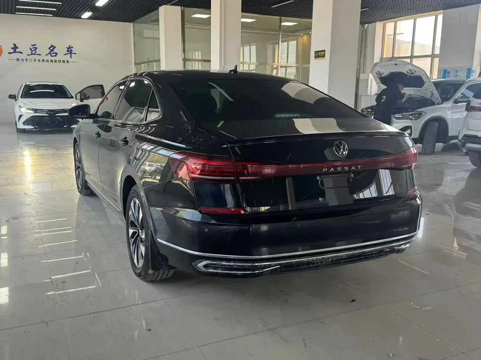Volkswagen Passat Passat 2023 280TSI Elite Edition 2023 — миниатюра 4
