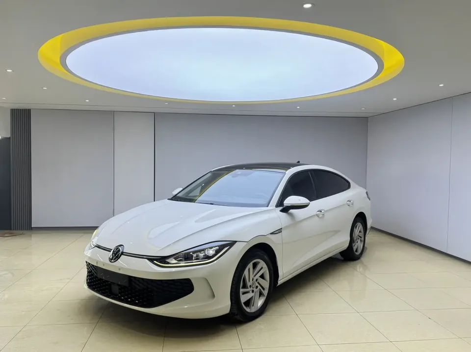 Volkswagen Lamando Lingdu Lingdu L 280TSI DSG Cool Edition 2022 — фото 1, купить с доставкой в Москву