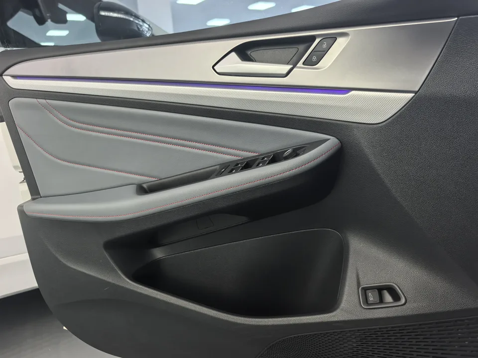 Volkswagen Lamando Lingdu Lingdu L 280TSI DSG Cool Edition 2023 — миниатюра 3