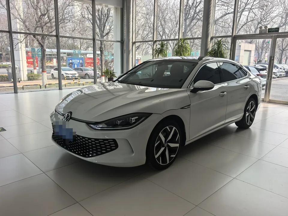 Volkswagen Lamando Lingdu Lingdu L 280TSI DSG Cool Edition 2023 — фото 1, купить с доставкой в Москву