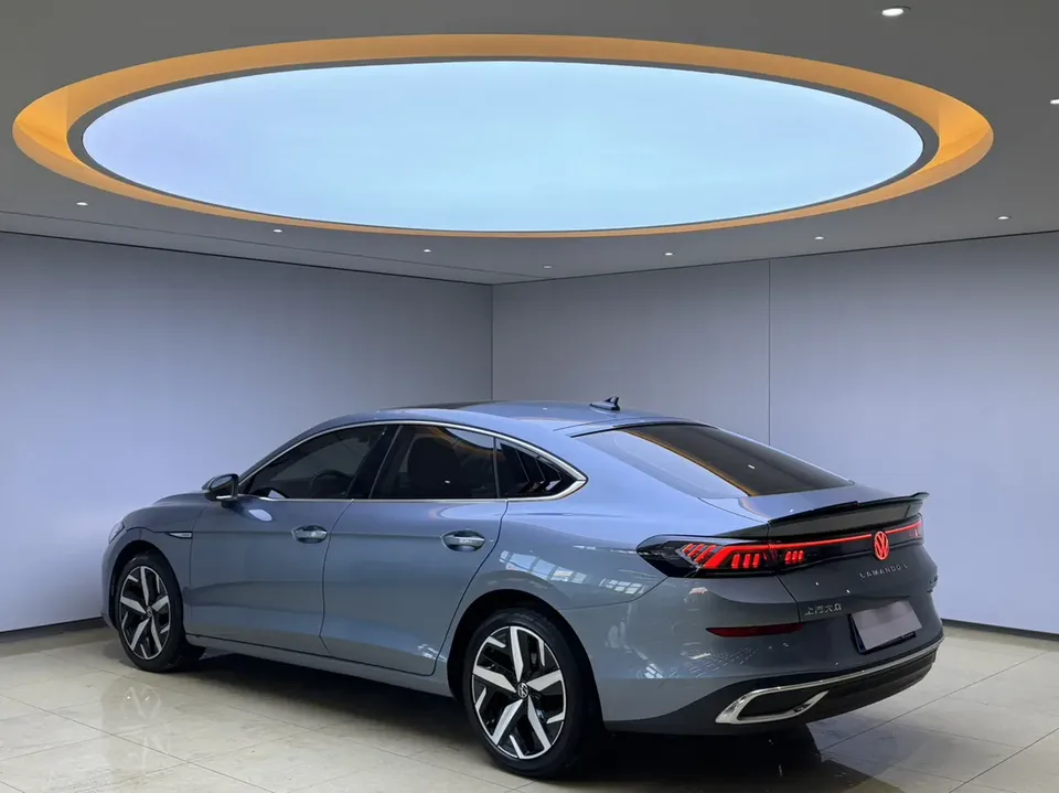 Volkswagen Lamando Lingdu L 280TSI DSG Hot Edition 2022 — миниатюра 2