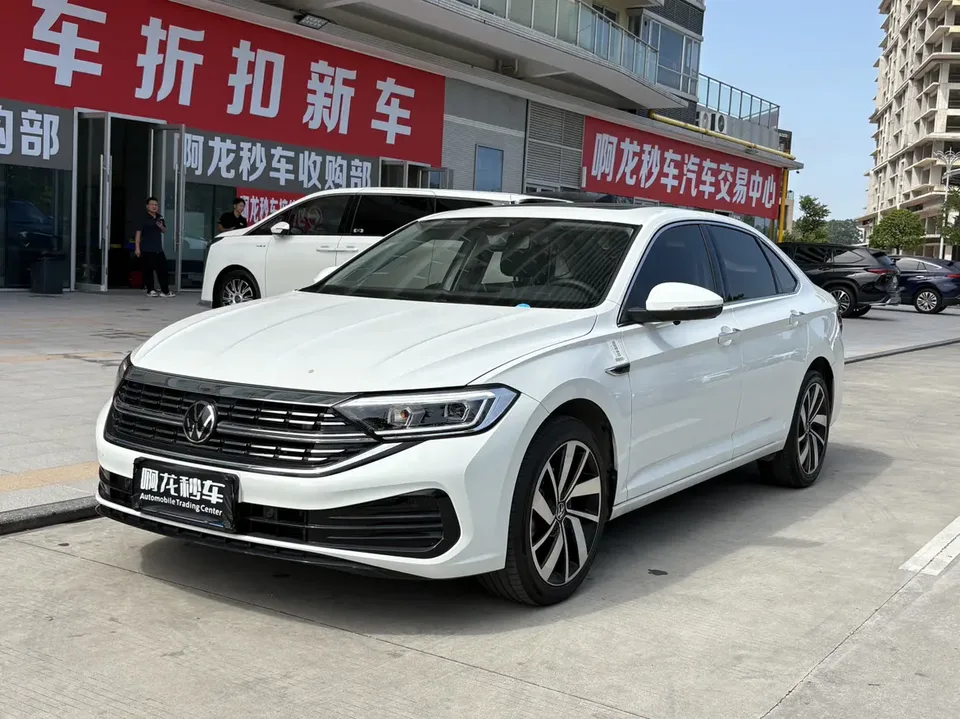 Volkswagen Sagitar 2024