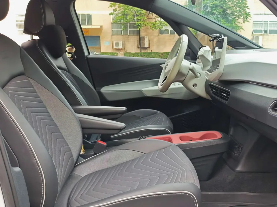 Volkswagen ID.3 Upgraded Pure Smart Edition 2023 — миниатюра 5