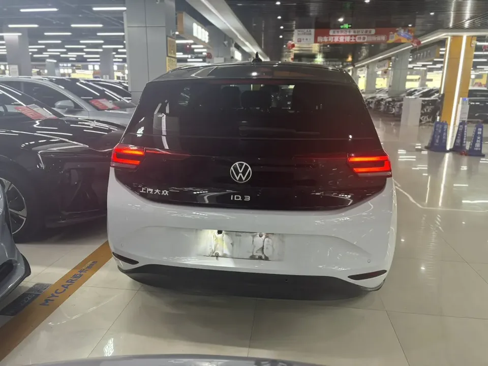 Volkswagen ID.3 Volkswagen ID.3 2023 Pure Smart Edition 2023 — миниатюра 2