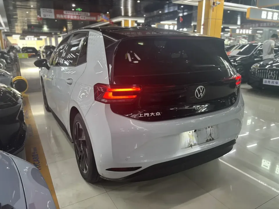 Volkswagen ID.3 Volkswagen ID.3 2023 Pure Smart Edition 2023 — миниатюра 4