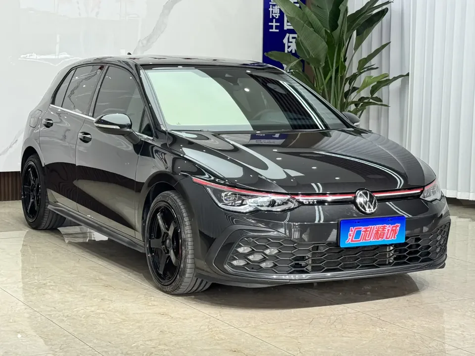 Volkswagen GOLF GTI 2023