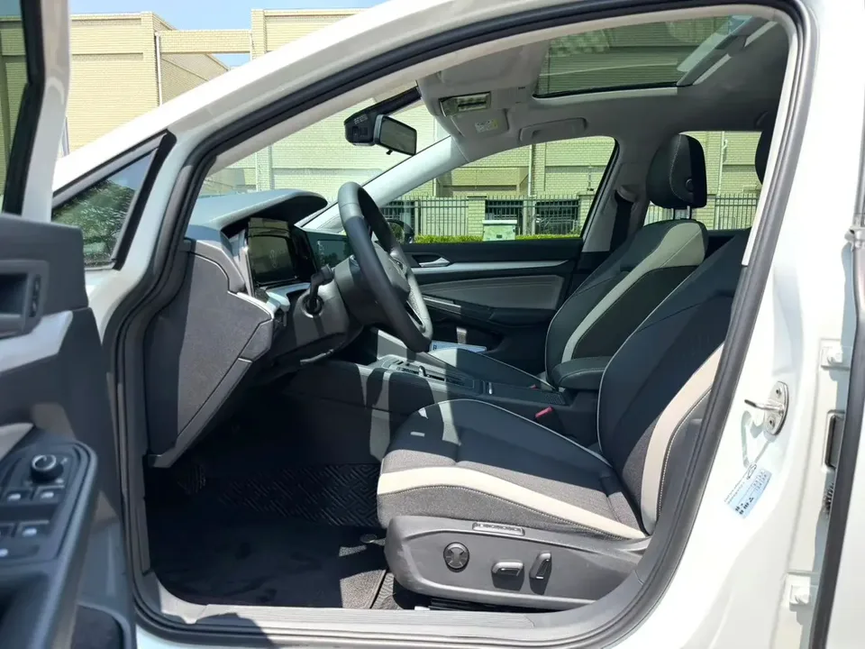 Volkswagen Golf Golf 2021 280TSI DSG R-Line 2023 — миниатюра 5