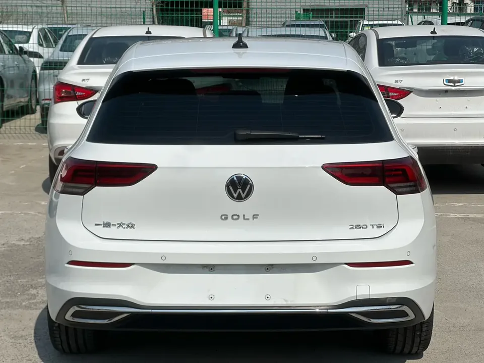 Volkswagen Golf facelift 280TSI DSG Pro 2023 — миниатюра 2