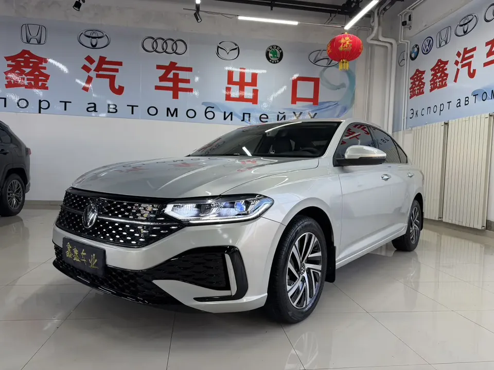 Volkswagen Lavida facelift 1.5L automatic starry sky 5 million version 2023 — фото 1, купить с доставкой в Москву