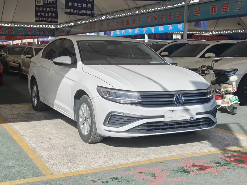 Volkswagen Bora Bora 2023 200TSI DSG Free Travel Edition 2023 — thumbnail 3