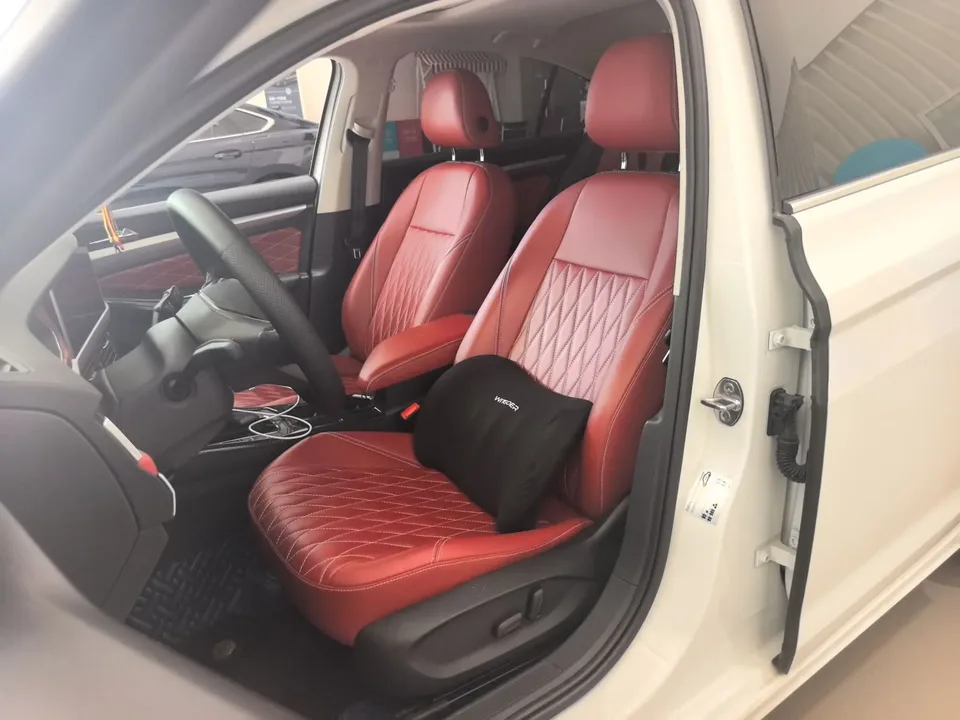 Volkswagen Bora Bora 2024 200TSI DSG Joy Travel PRO Edition 2024 — thumbnail 4