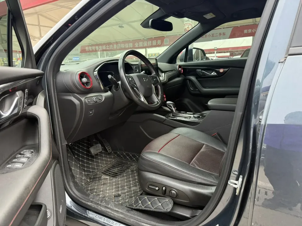 Chevrolet Pioneer Trailblazer 2022 mild hybrid 650T RS Twin-Clutch four-wheel drive 7-seat engine version 2022 — миниатюра 5