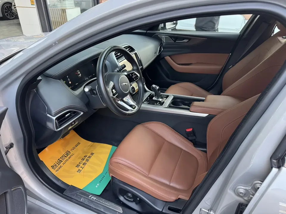 Jaguar XEL Jaguar XEL 2024 2.0T 250PS R-DYNAMIC S aggressive sports version 2023 — миниатюра 5