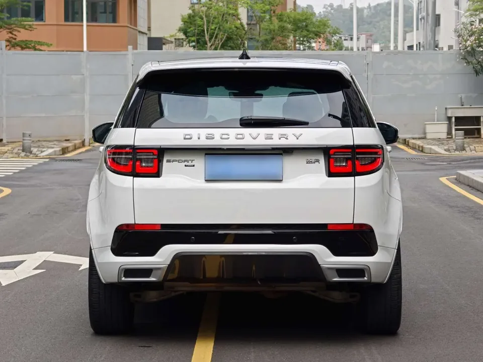 Land Rover Discover Sports Discover Sports 2023 249PS R-Dynamic S Performance Edition 5 Seaters 2023 — thumbnail 2