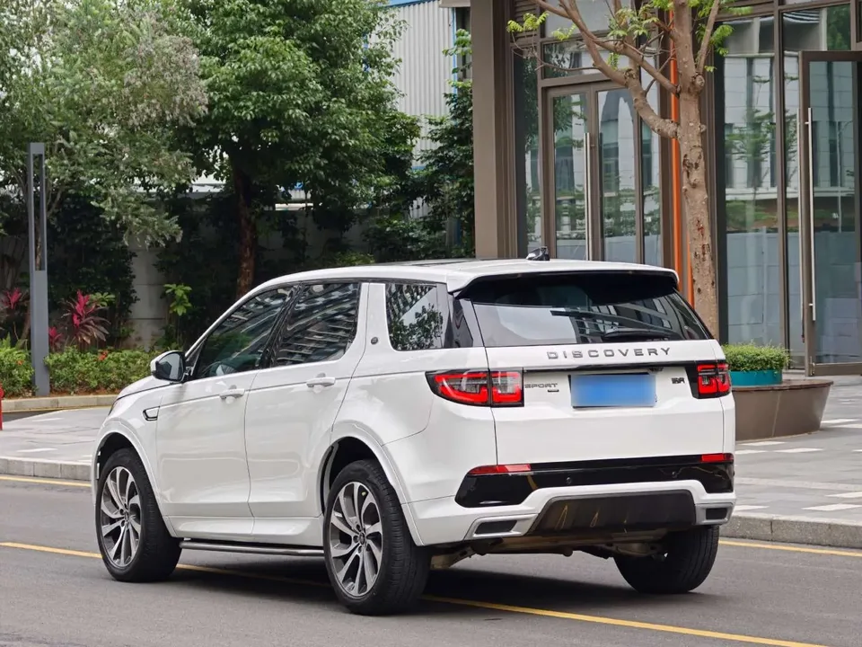 Land Rover Discover Sports Discover Sports 2023 249PS R-Dynamic S Performance Edition 5 Seaters 2023 — thumbnail 4