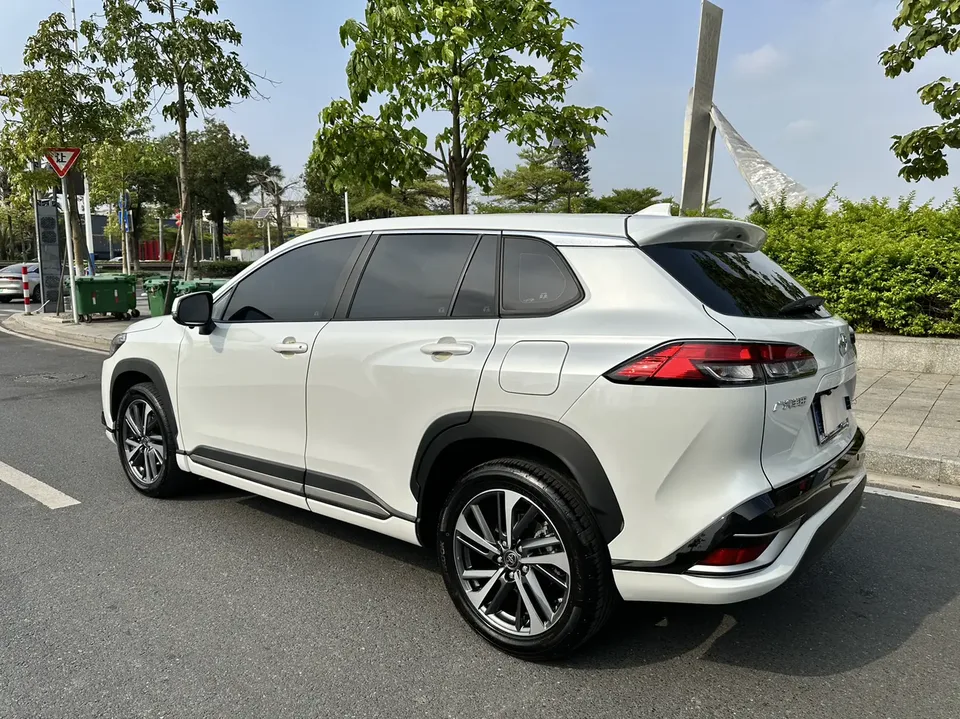 Toyota Frontlander 2.0L CVT sports version 2023 — миниатюра 2