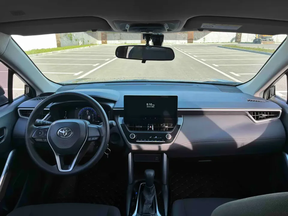 Toyota Frontlander 2.0L CVT Elite Edition 2024 — миниатюра 5