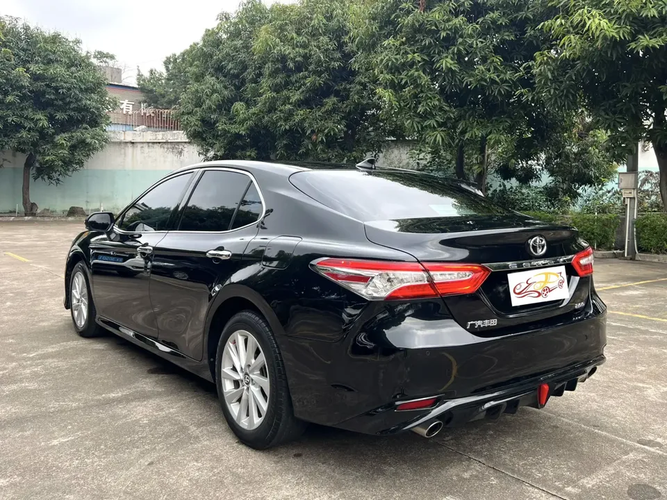 Toyota Camry 2.0GVP Leading Edition 2022 — миниатюра 4