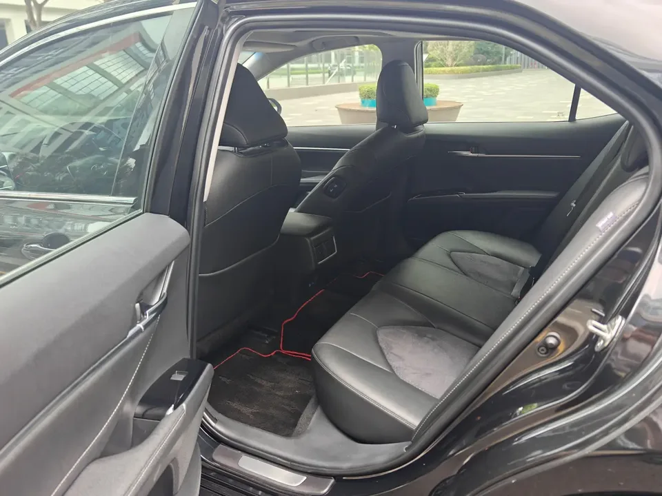 Toyota Camry 2.0S Advanced Edition 2023 — миниатюра 4