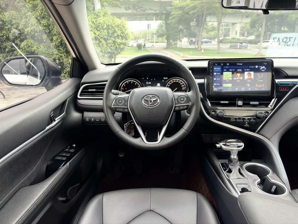 Toyota Camry 2.0G Deluxe Edition 2022 — миниатюра 5