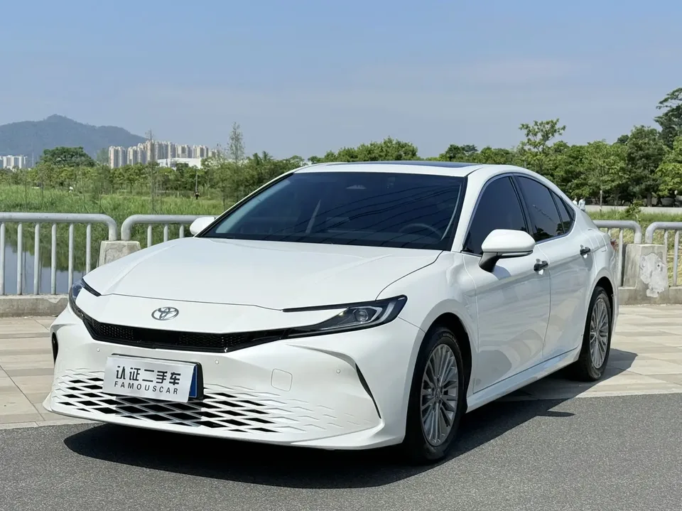 Toyota Camry 2024