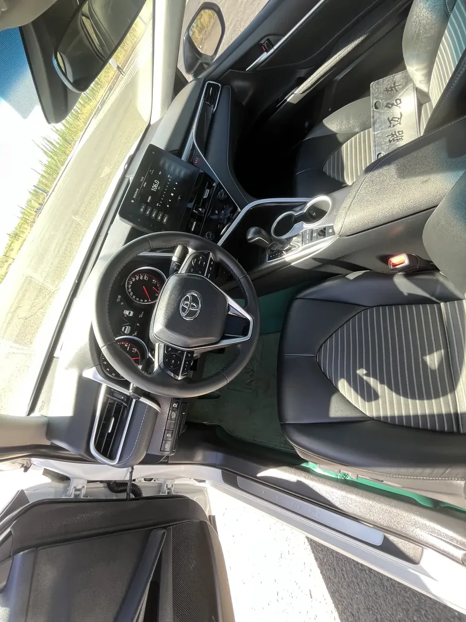 Toyota Camry 2.0GVP Leading Edition 2023 — миниатюра 2
