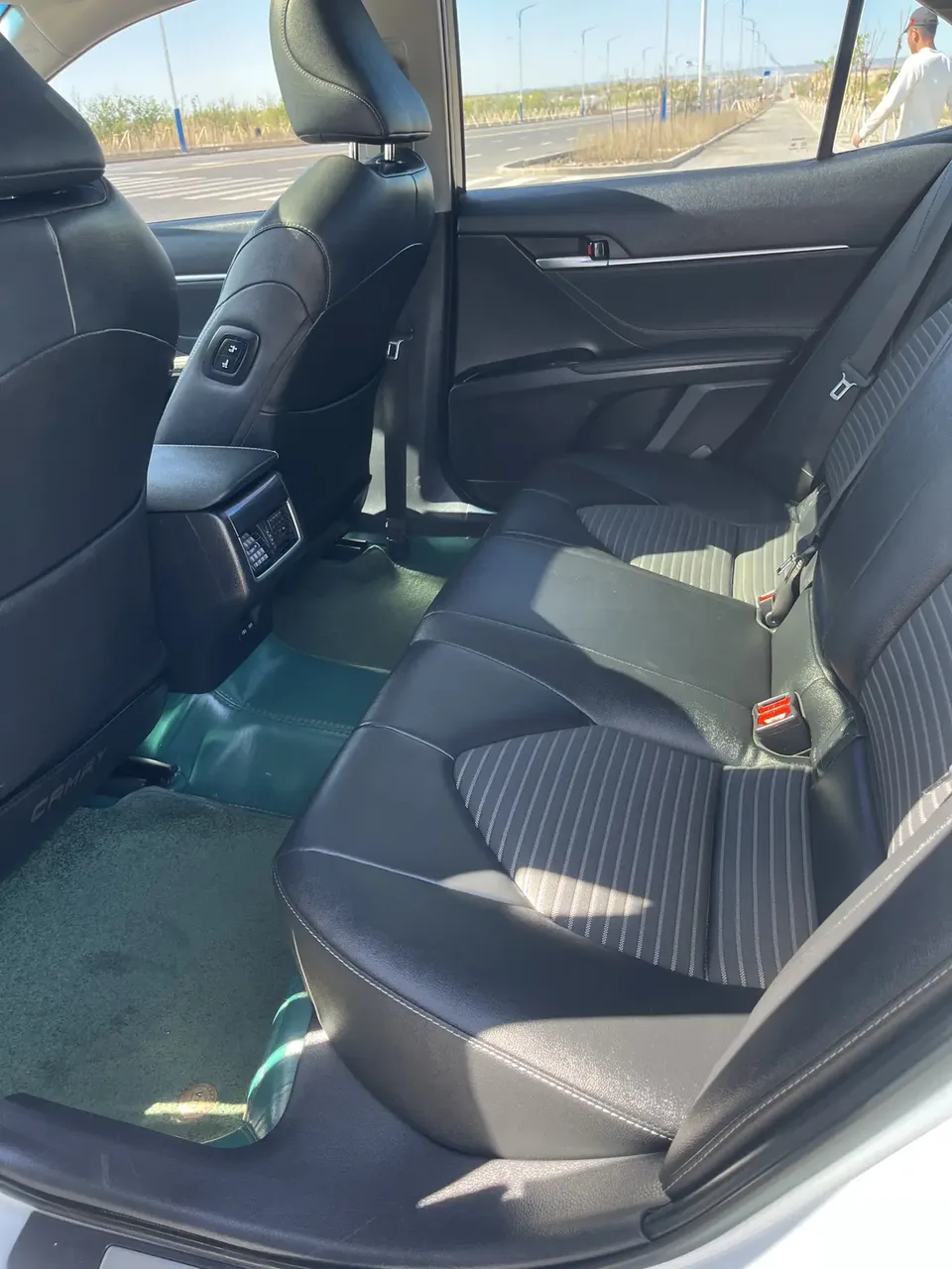 Toyota Camry 2.0GVP Leading Edition 2023 — миниатюра 4