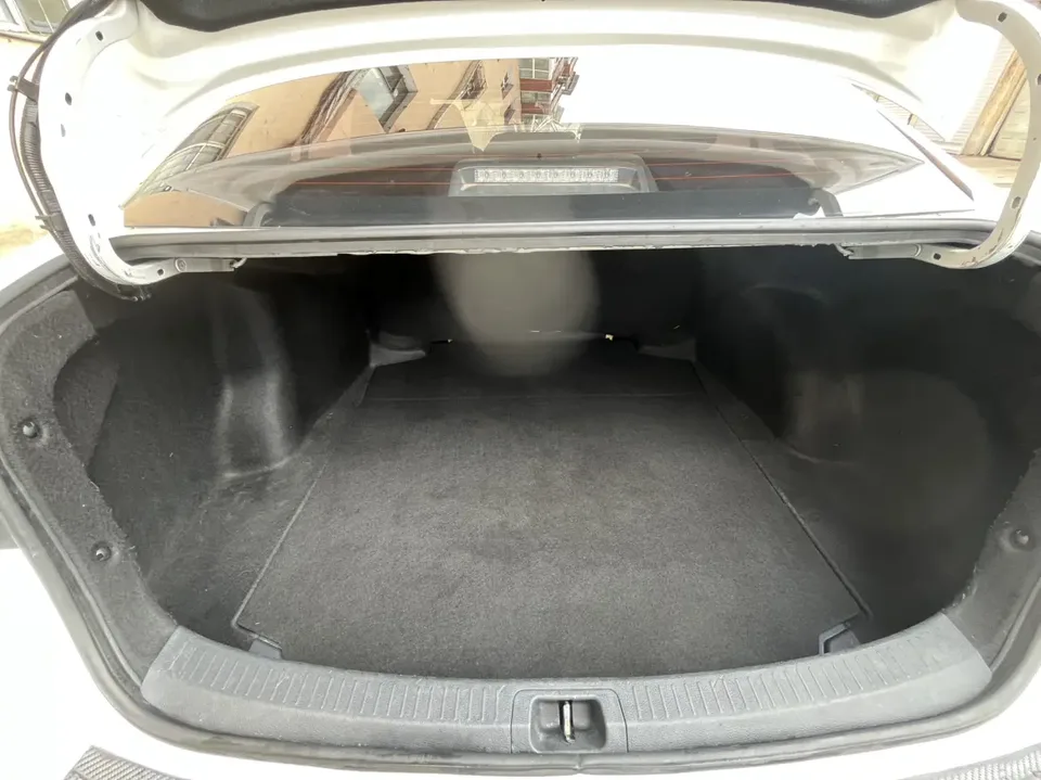 Toyota Corolla 1.5L CVT Elite Edition 2023 — миниатюра 5