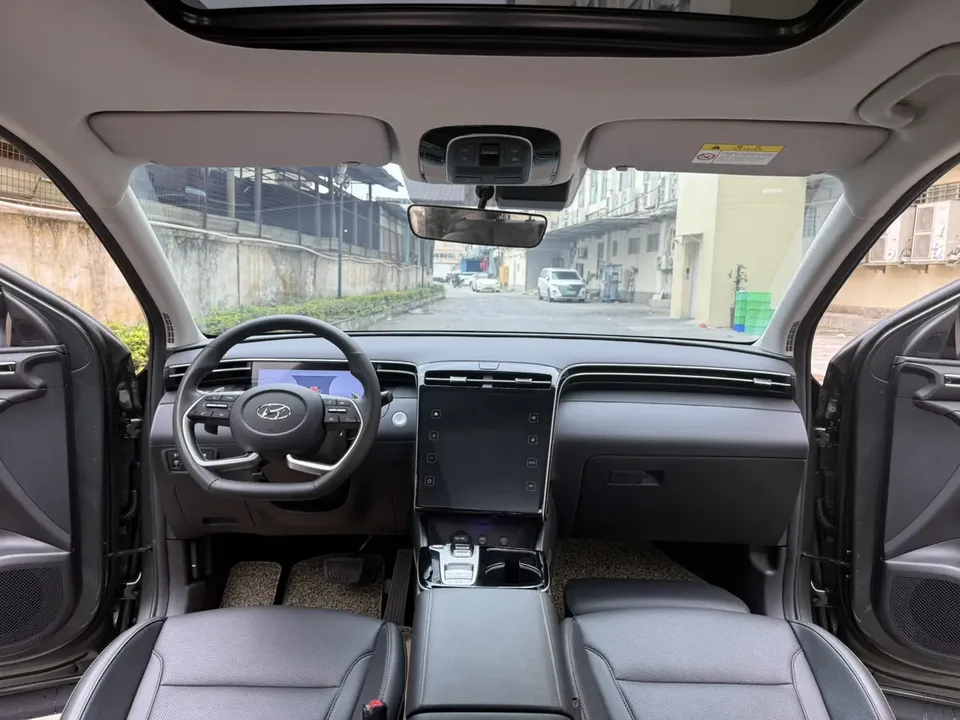 Hyundai tucson l Tucson 2023 Tucson L 1.5T LUX 2WD Premium Edition 2023 — миниатюра 3