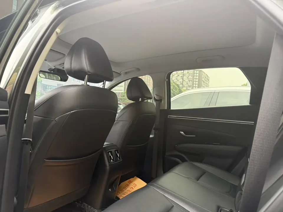 Hyundai tucson l Tucson 2022 Tucson L 1.5T LUX two-wheel drive premium version N Line 2023 — миниатюра 3