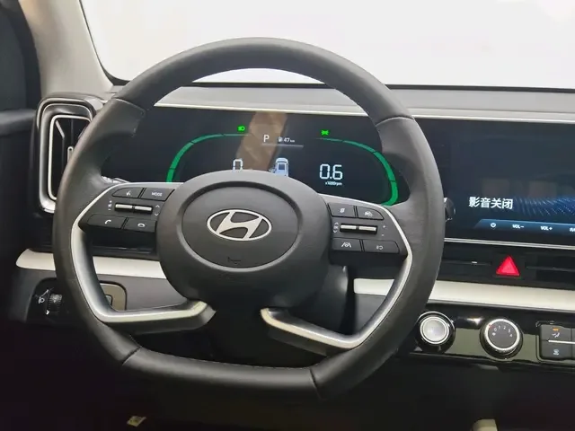 Hyundai ix35 Musa 2.0L Deluxe Edition DLX 2025 — миниатюра 4