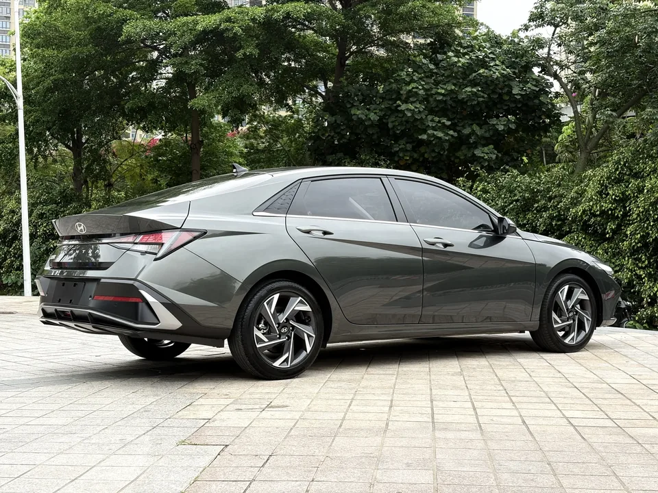 Hyundai Elantra Elantra 2023 1.5L CVT GLX Elite Edition 2025 — thumbnail 2