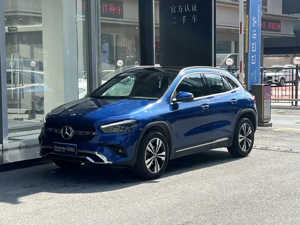 Mercedes-Benz GLA 2024
